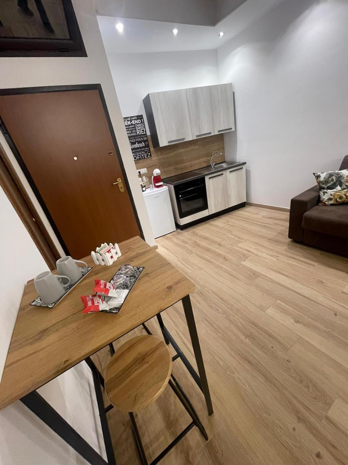 Relax Apartment 39 Crotone Exterior photo